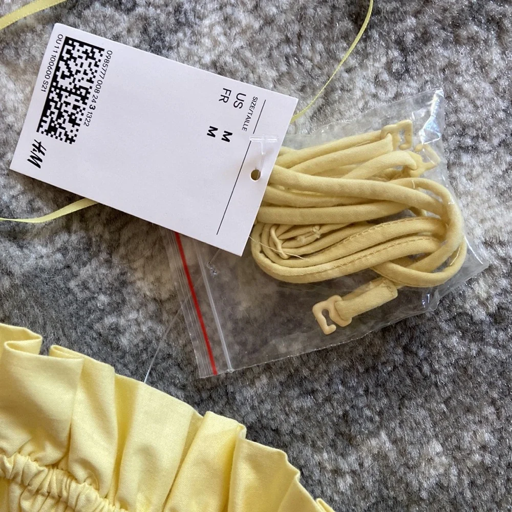 H&M Ruffle Dress - Picture 3 of 7